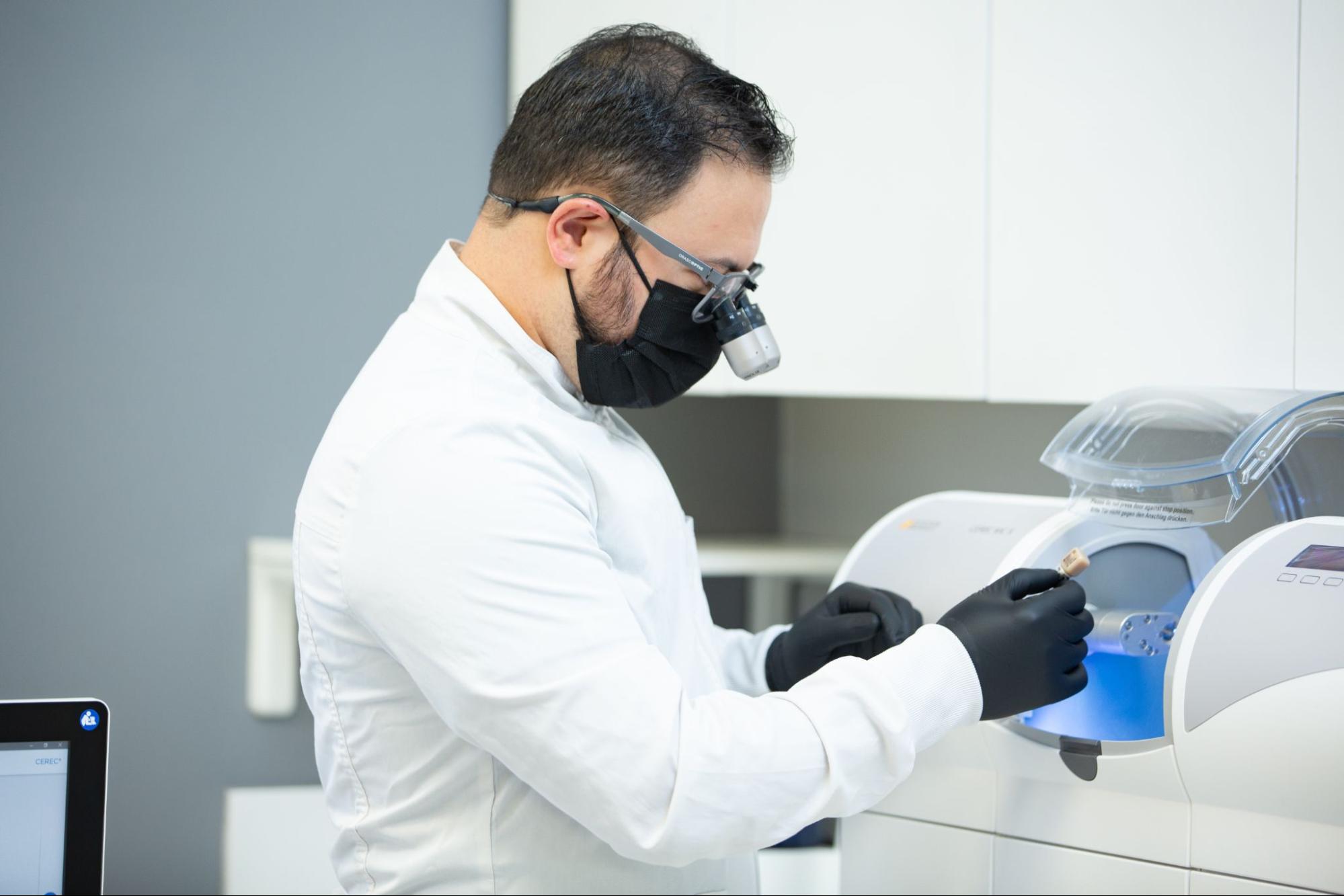 image7 Meet your Mundelein dentist, Dr. Arash Hosseini.